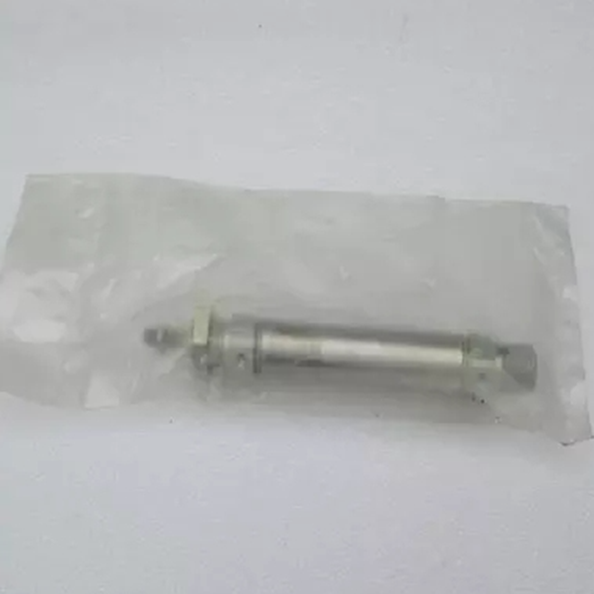 New Bosch Rexroth Pneumatic Cylinder - Model 0822332203 - BOSCH REXROTH