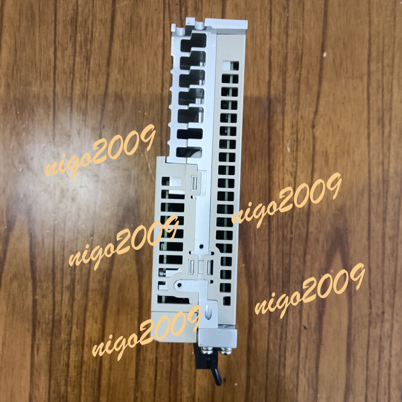 New Yaskawa YSGD7S-2R8AA0A 200V 400W EtherCAT Servo Drive - YASKAWA