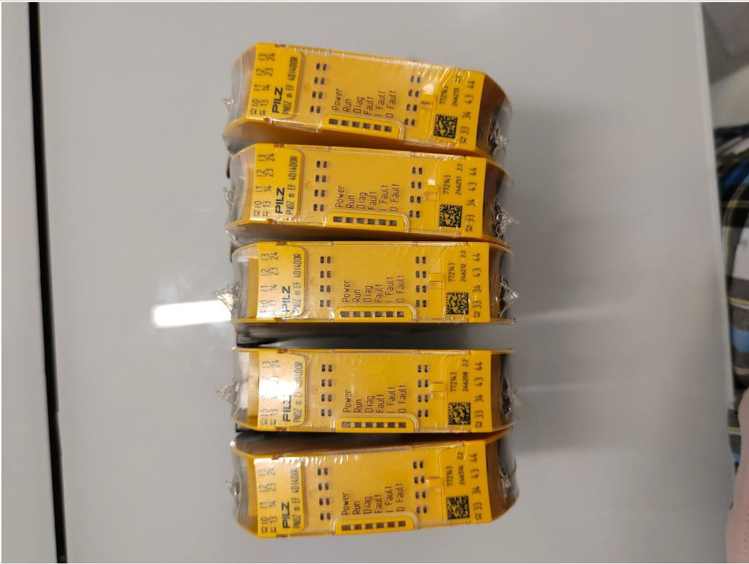 PNOZ Safety Relay PNOZ m EF 4DI4DOR Sealed - PNOZ