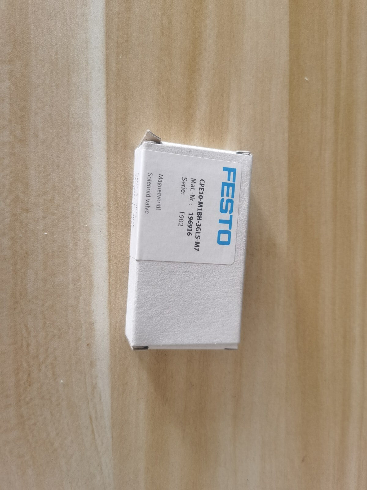1PC Festo CPE10-M1BH-3GLS-M7 196916 Solenoid Valve