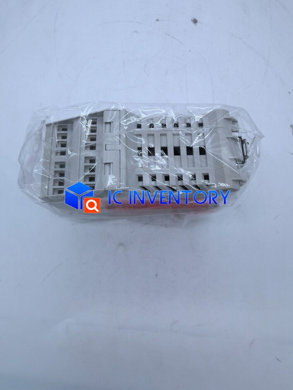 new 1PCS ones Euchner 072000 safety relay CES-A-AEA-04B fast delivery - EUCHNER