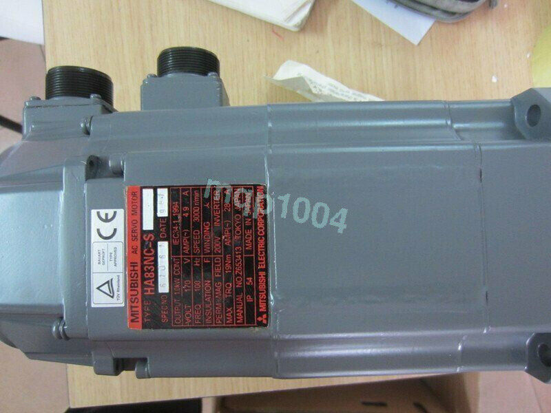 1PC Mitsubishi HA83NC-S Servo Motor In Box - MITSUBISHI