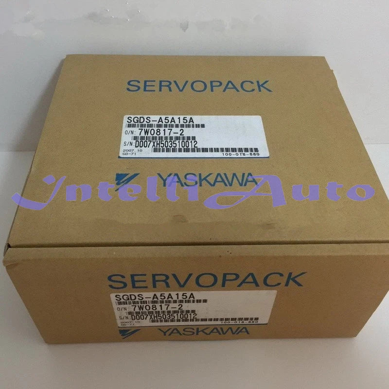 1PCS Yaskawa SGDS-A5A12A Servo Drive In Box