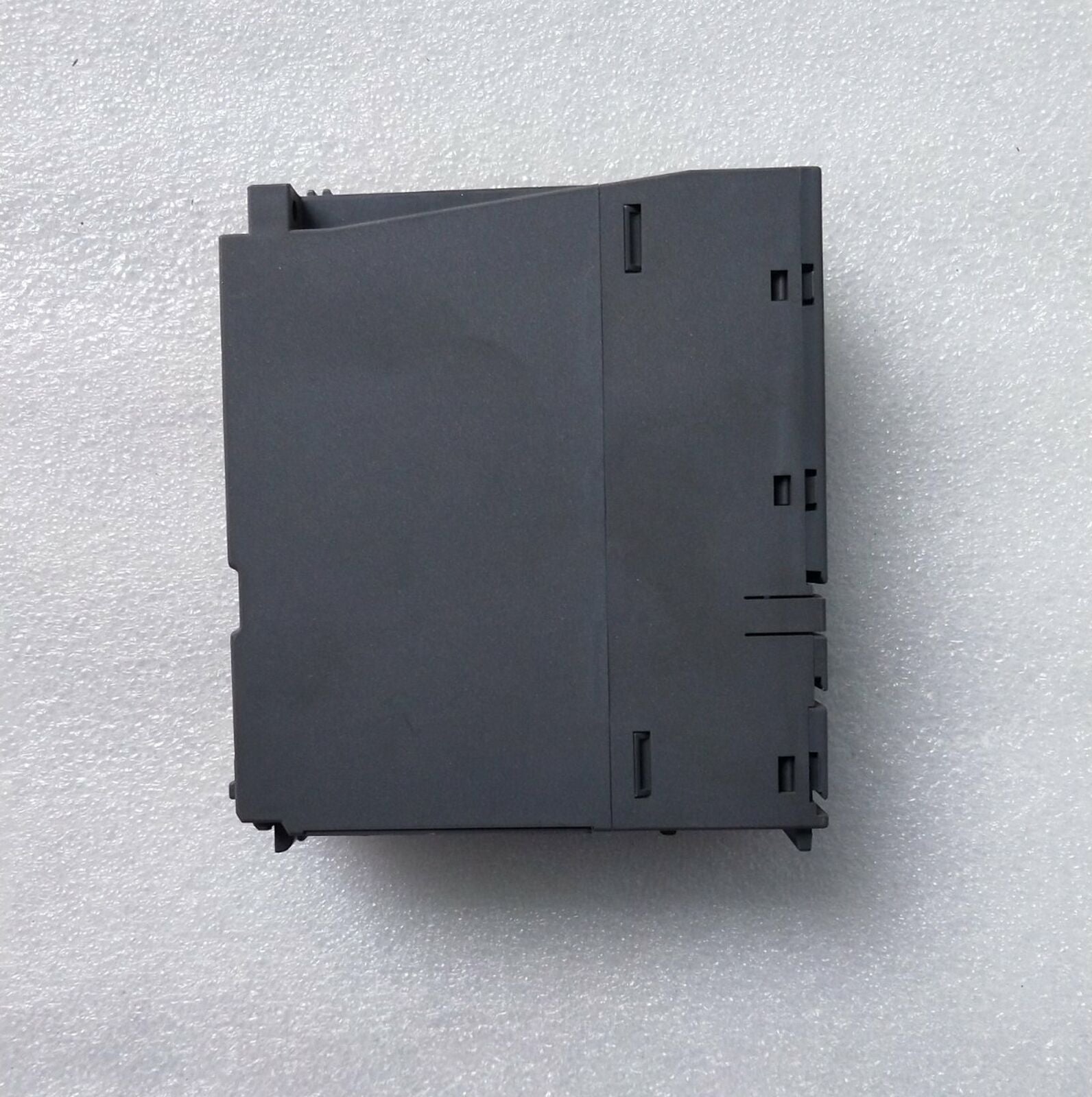 used Mitsubishi PLC module Q06UDHCPU Tested It In Good Condition - MITSUBISHI