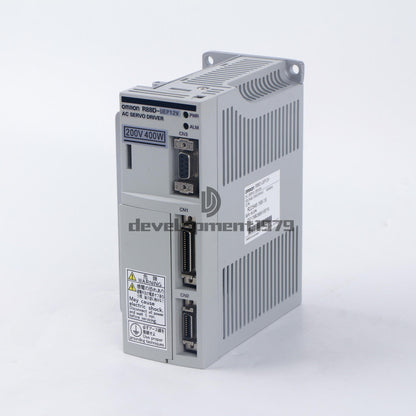 new ONE Omron R88D-UEP12V Servo Drive - OMRON