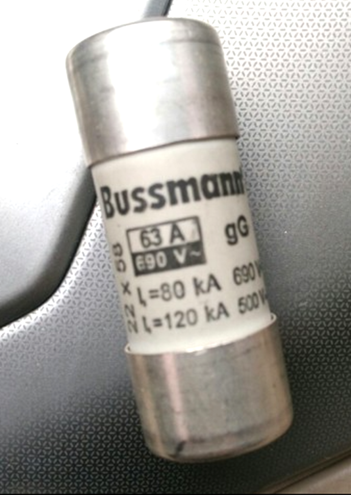 5PCS/ BUSSMANN C22G63 Fuse Solar 63A 690VAC BUSSMANN