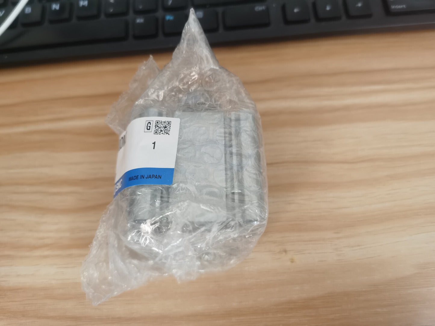 1PC SMC CDQ2B40-10DMZ Cylinder Free Ship