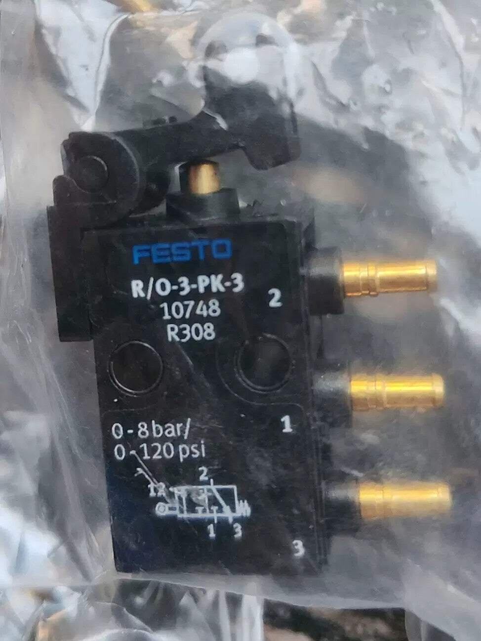 FESTO R/O-3-PK-3 10748 Roller Lever Valve