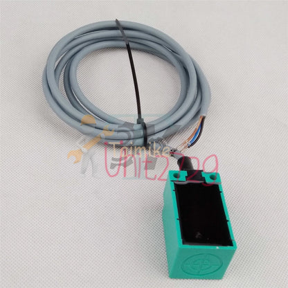 1PC Pepperl+Fuchs proximity sensor NBN15-F11-E2 ~