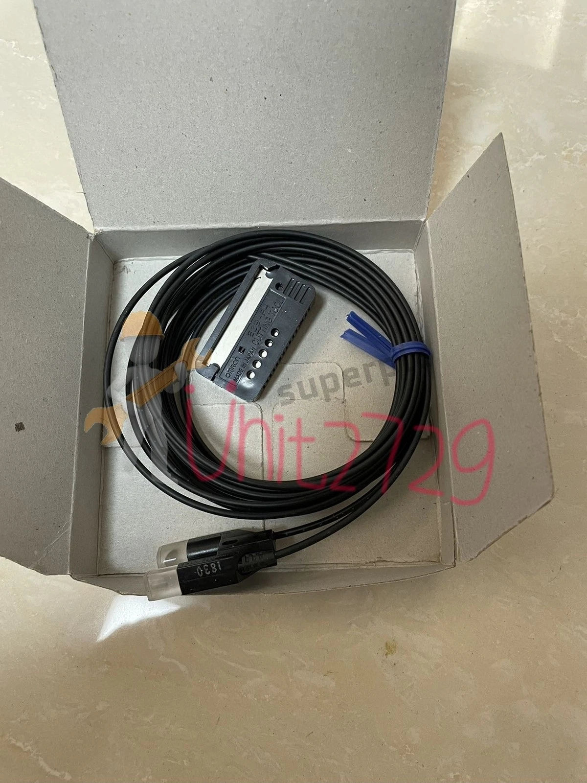 Omron Photoelectric Switch Fiber Unit E32-G14 E32G14 free ship