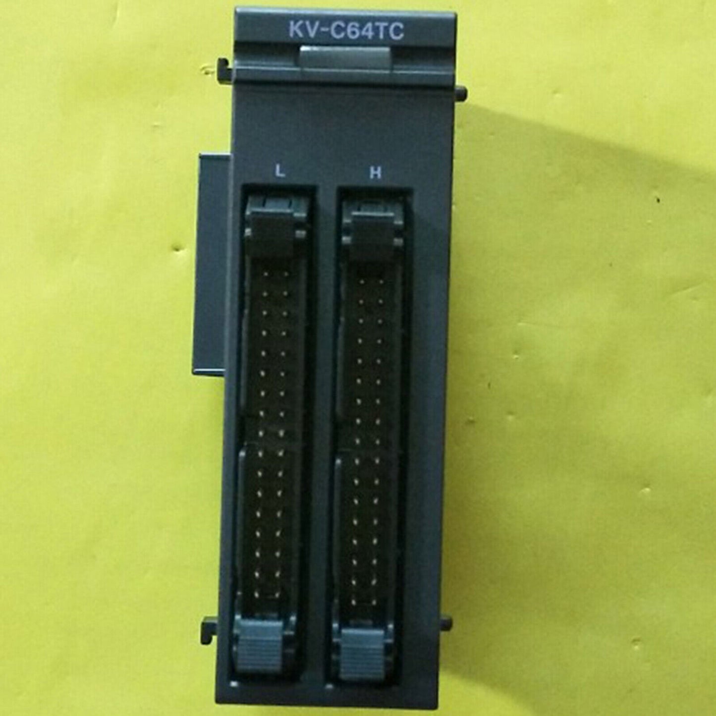 KEYENCE PLC Expansion Module KV-C64TC - KEYENCE
