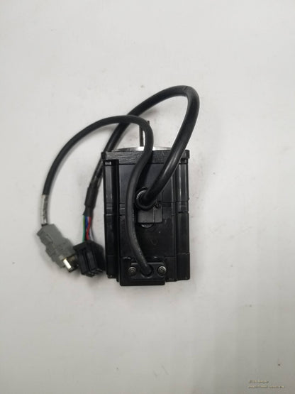 YASKAWA AC SERVO MOTOR SGMPH-01AAA-TE21 SHIPPIN