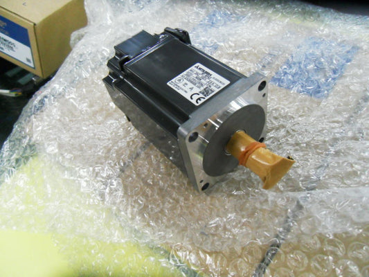 One MITSUBISHI HF-KP43 Servo Motor HFKP43  ping