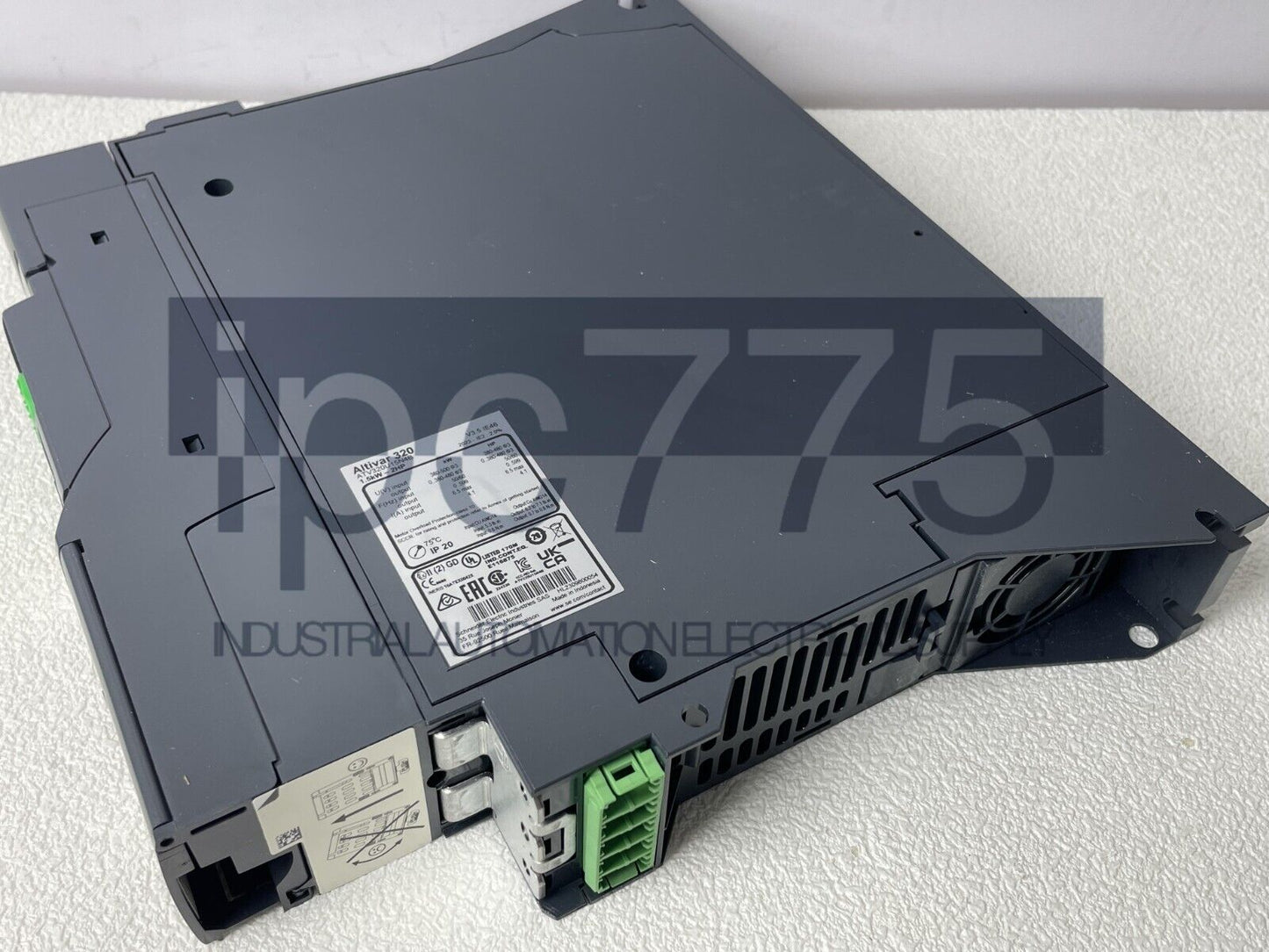 SCHNEIDER ATV320U15N4B Frequency Converter with Box 1.5kW 380-500V - SCHNEIDER