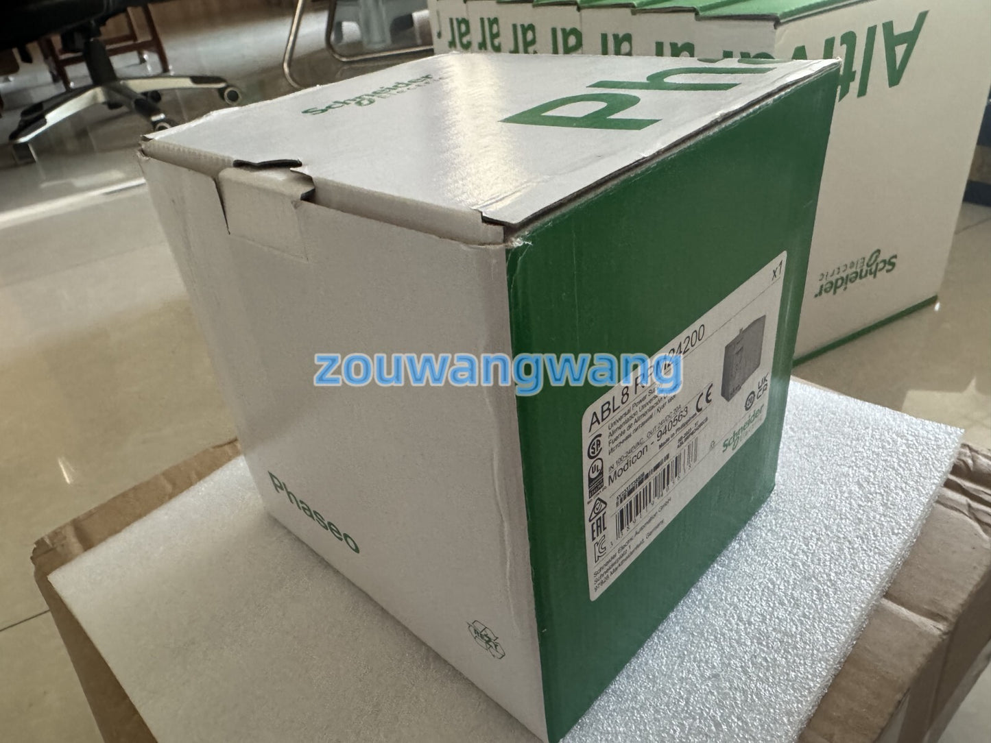 new ABL8RPM24200 Schneider power supply of postage