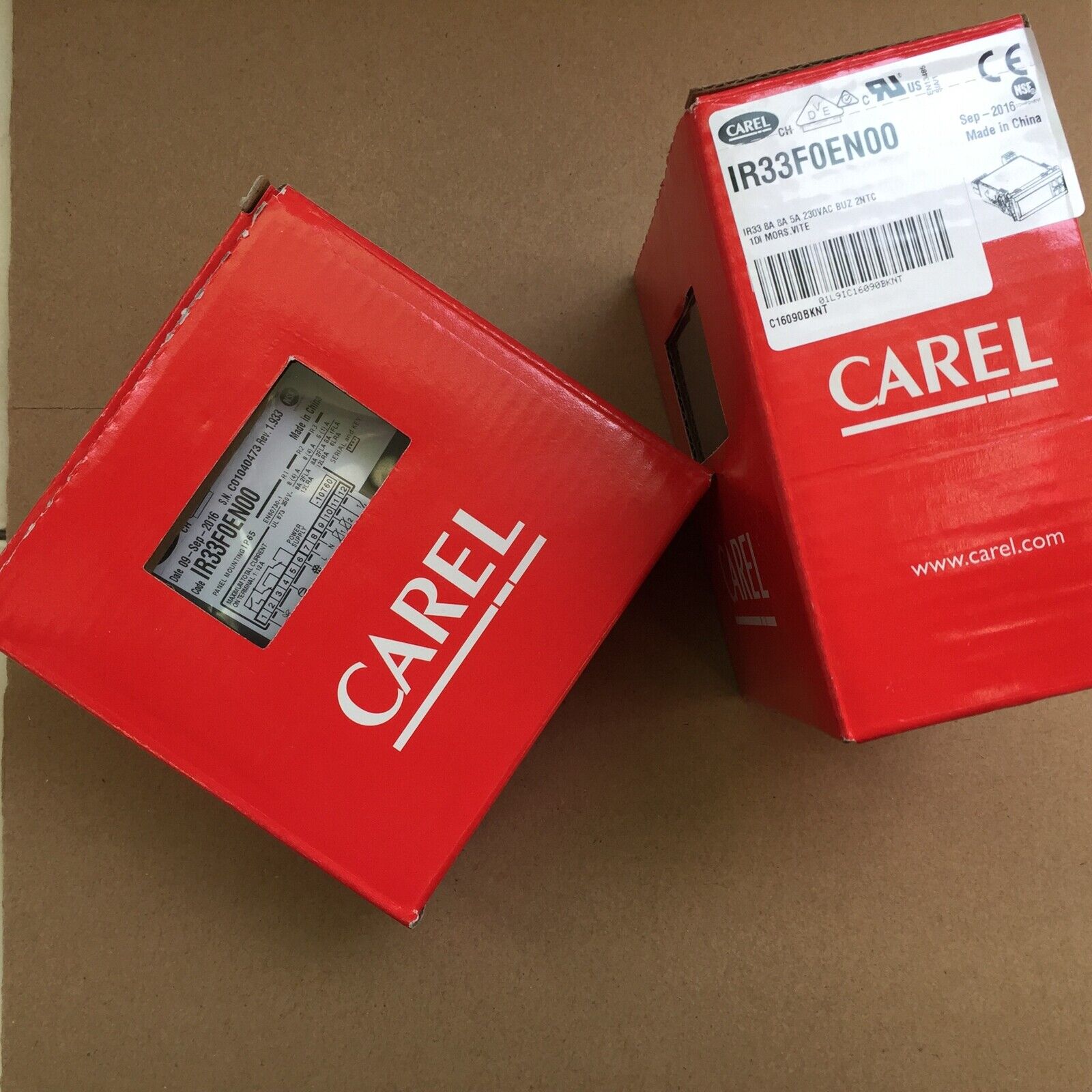 CAREL IR33F0EN00 Temperature Controller CAREL