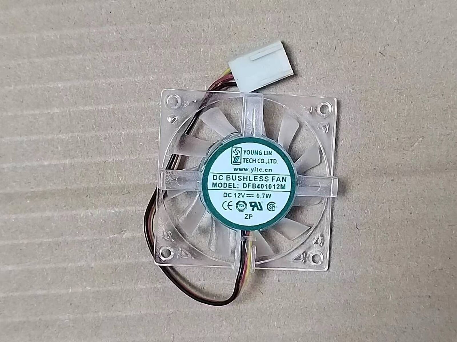 new 1pc young lin cooling fan 4010 12v 0.7w 3-wire fan - YOUNG LIN