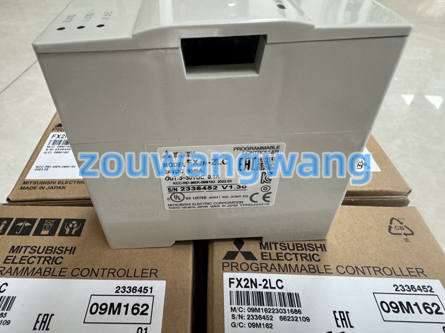 new Mitsubishi Programmable Controller FX2N-2LC FX2N2LC