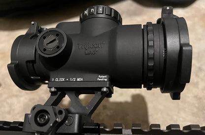 Trijicon MRO SD Patrol 1x25 2 MOA Red Dot w/ Full Co-Witness Quick Release Mount
