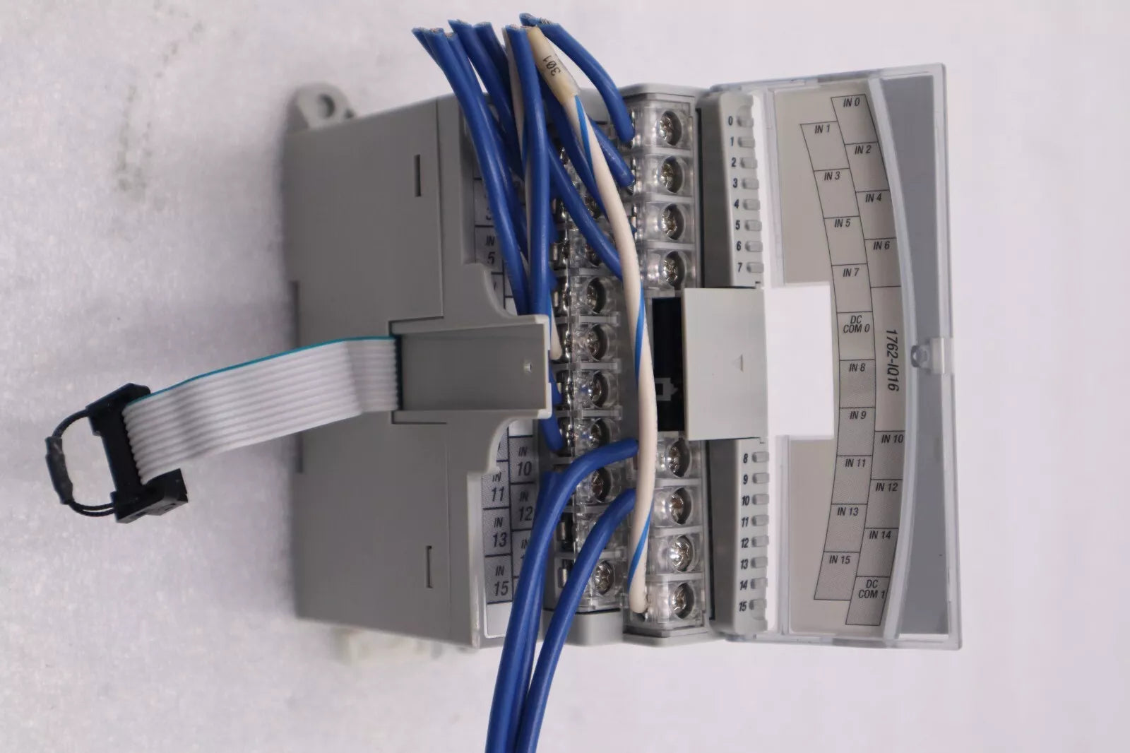 Sealed AB 1762 IQ16 MicroLogix 16 PT 24V DC Input Surplus In Box - MICROLOGIX