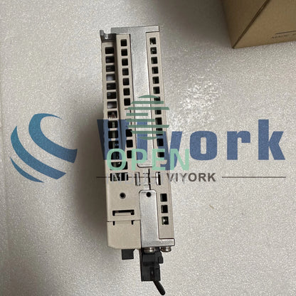 1PCS Yaskawa SGDV-R90A01A SERVO DRIVE 0.5AMP 200-230V 50/60HZ SERVOPACK