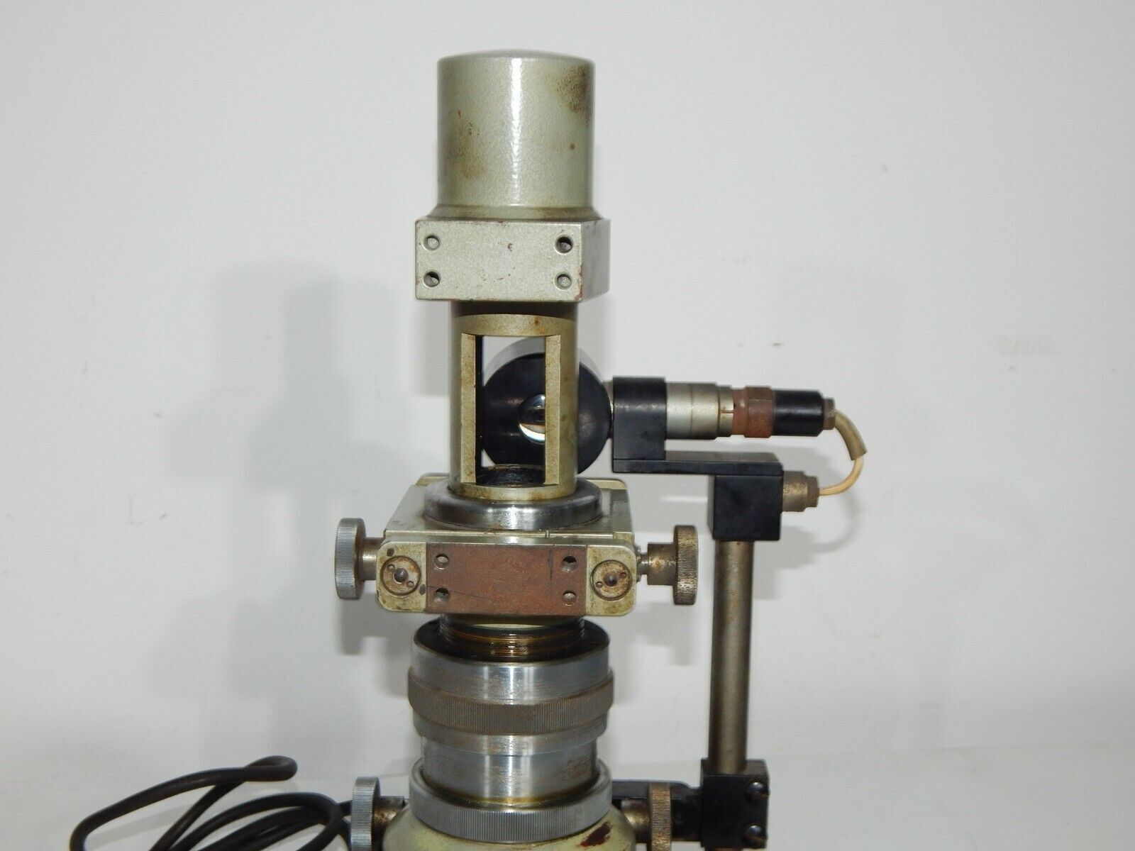 used Measuring device used for various measurements in laboratory and industrial settings with high precision measurements zeiss jena model - CARL ZEISS JENA