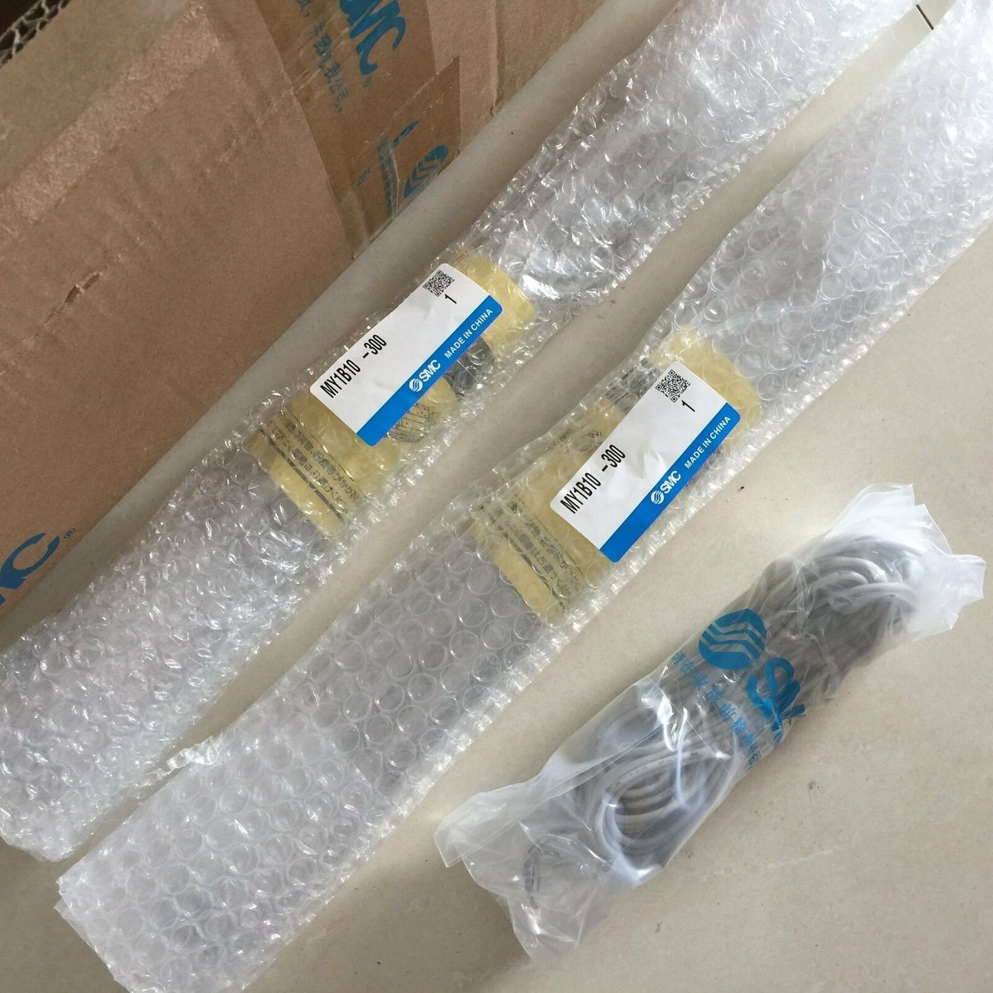 new SMC Rodless Cylinder MY1B10-300 - SMC