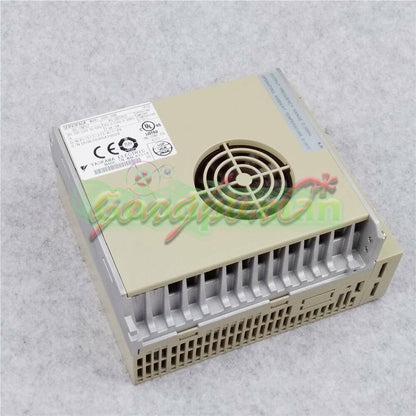 1PC Yaskawa Servo Drive SGDH-10AE