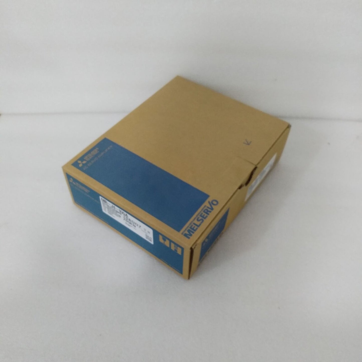 New MITSUBISHI SERVO Drive MR-J4-100A Within 24 Hours - MITSUBISHI