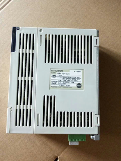 MITSUBISHI AC SERVO DRIVER MR-J2-20A MRJ220A