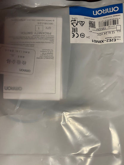 new in Package OMRON E2E2-X8MD1 Sensor - OMRON