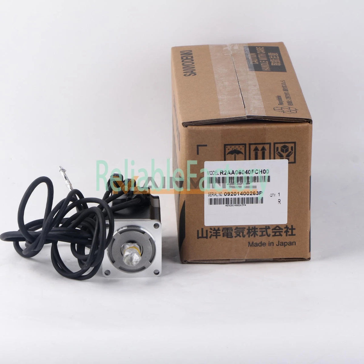 1PCS SANYO DENKI SERVO MOTOR R2AA06040FCH00