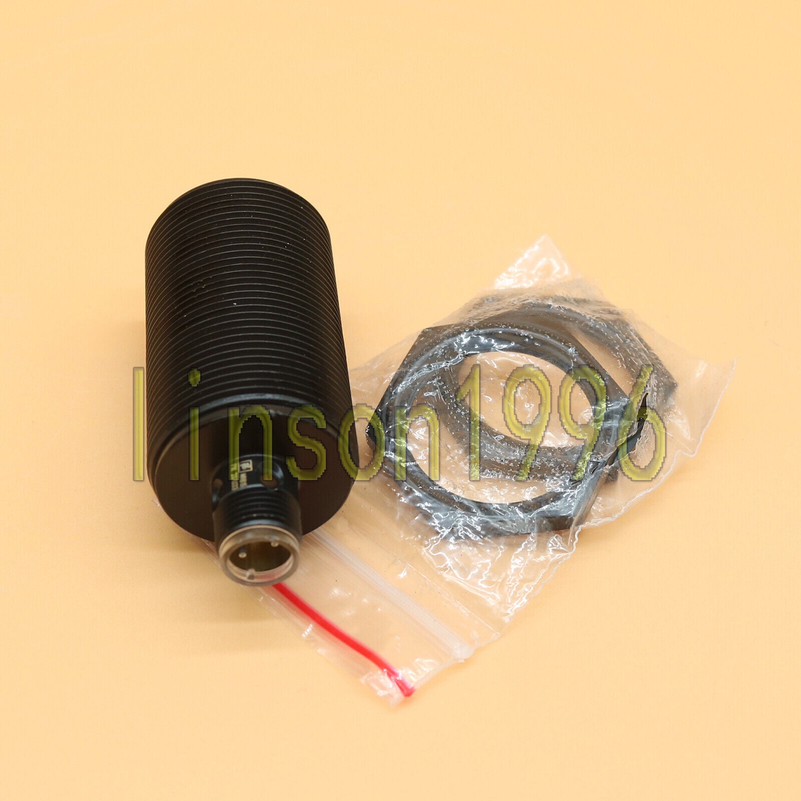 New Pepperl+Fuchs Sensor NRB15-30GM50-E2-C-V1 In Box - PEPPERL+FUCHS