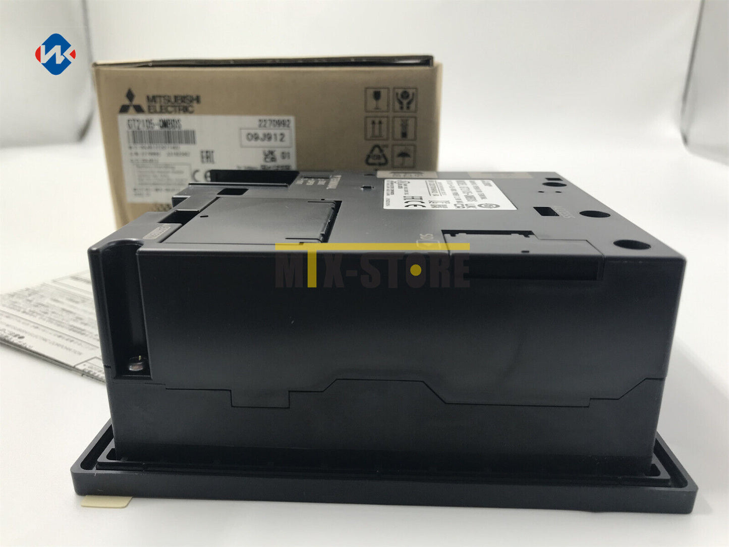 new 1PCS In Box Mitsubishi GT2105-QTBDS - MITSUBISHI