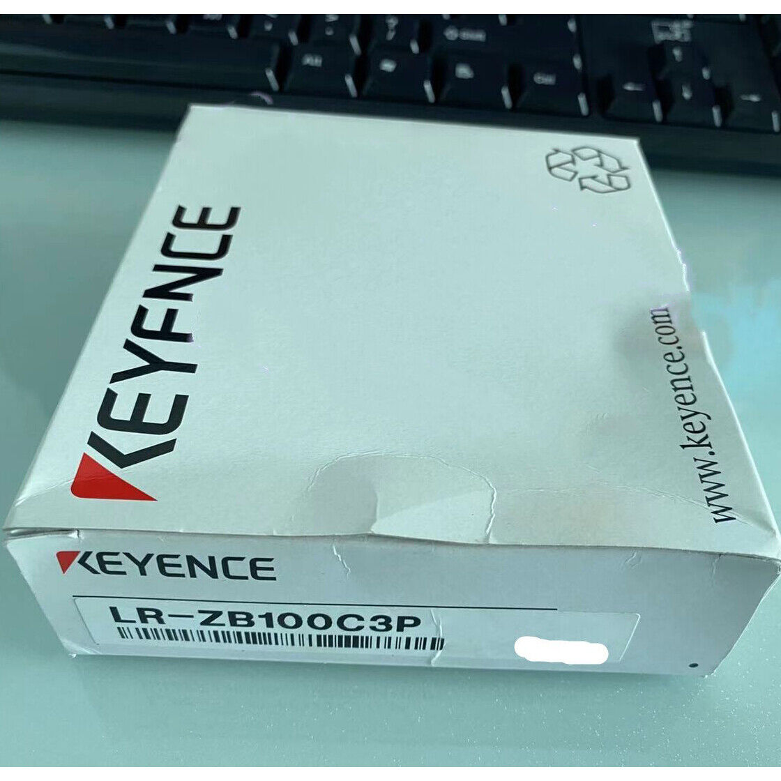 New Keyence LR-ZB100C3P Photoelectric Sensors with One-Year Warranty - KEYENCE