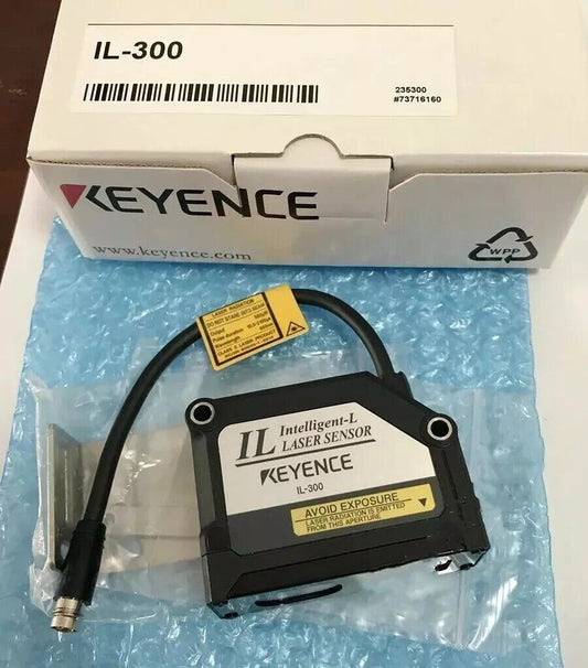 new UPS KEYENCE IL-300 Laser Sensor - UPS
