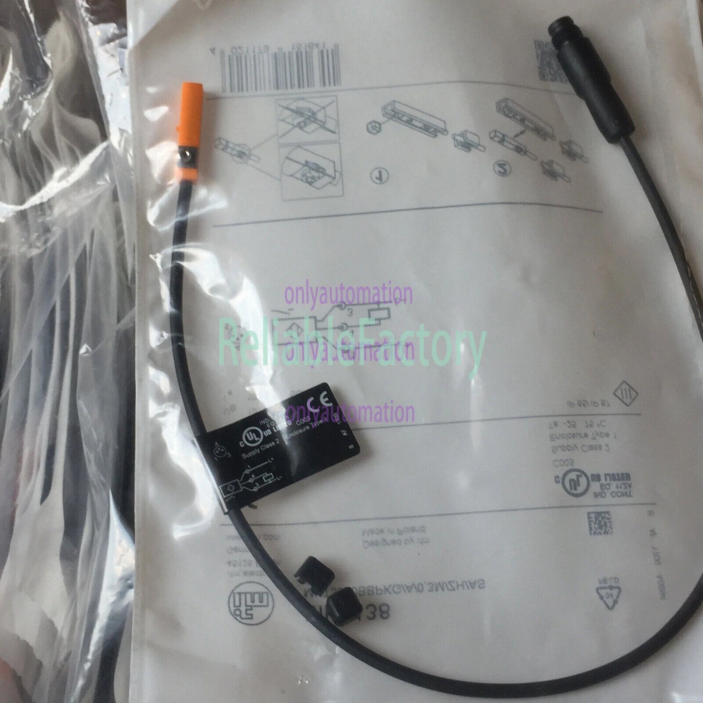 IFM MK5138 T-slot Cylinder Sensor 10...30 DC PNP 1PC