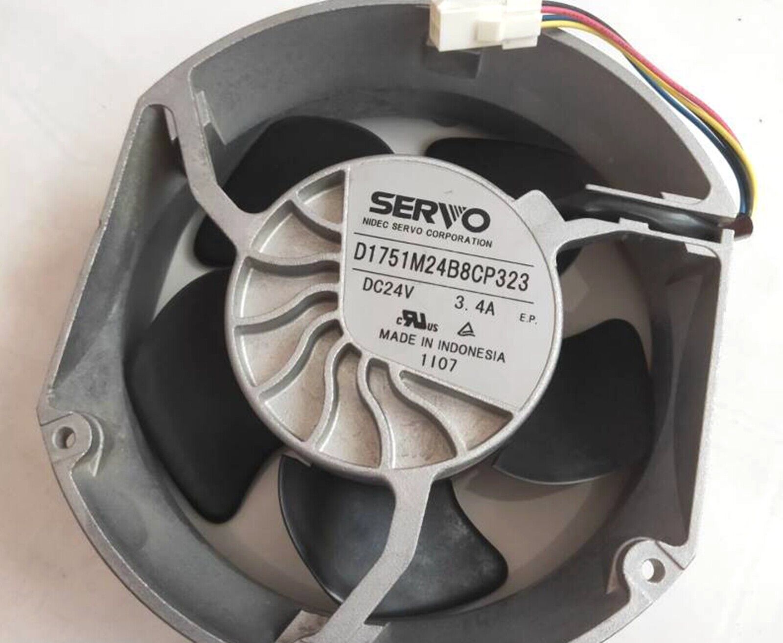 SERVO D1751M24B8CP323 Server Inverter Fan 24V 3.4A SERVO