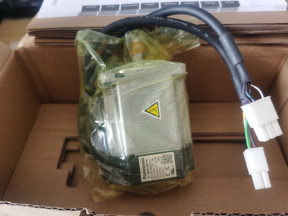 1PC  Panasonic MSMJ022G1U AC Servo Motor In Box