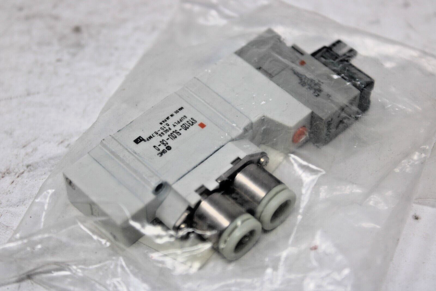 new SMC SY3120-5L0U-C6-Q Solenoid Valve - SMC
