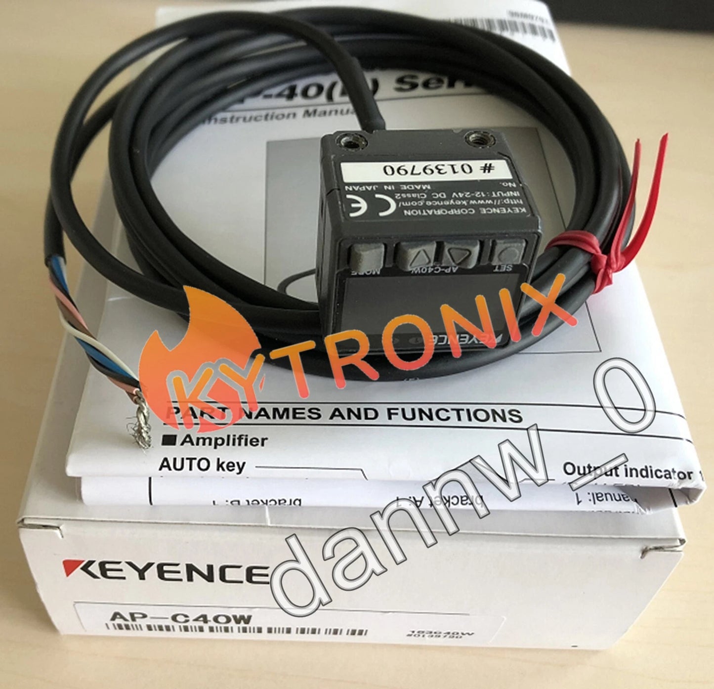 KEYENCE AP-C40W Pressure Sensor