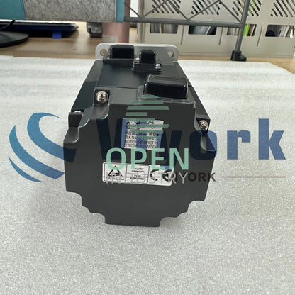 1PCS Mitsubishi HF-KE73BW1-S100 AC SERVO MOTOR 750W 3000RPM