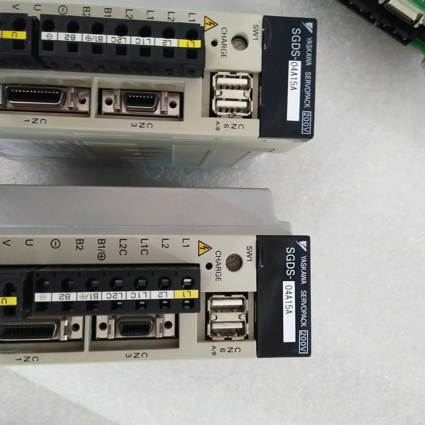1PC YASKAWA AC SERVO DRIVER SGDS-04A15A SGDS04A15A