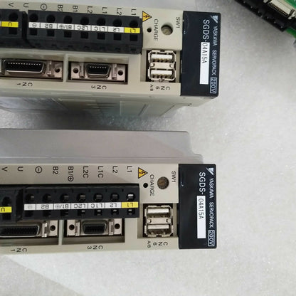 1PC YASKAWA AC SERVO DRIVER SGDS-04A15A SGDS04A15A