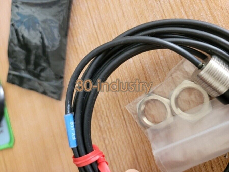 Keyence EX-416 Proximity Sensor - 1PCS New Design - KEYENCE