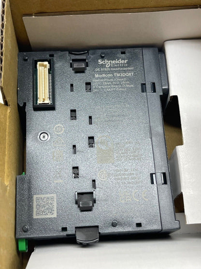 Schneider TM3DQ8T Discrete Output Module, Modicon TM3, 8 Outputs Transistor PNP - SCHNEIDER