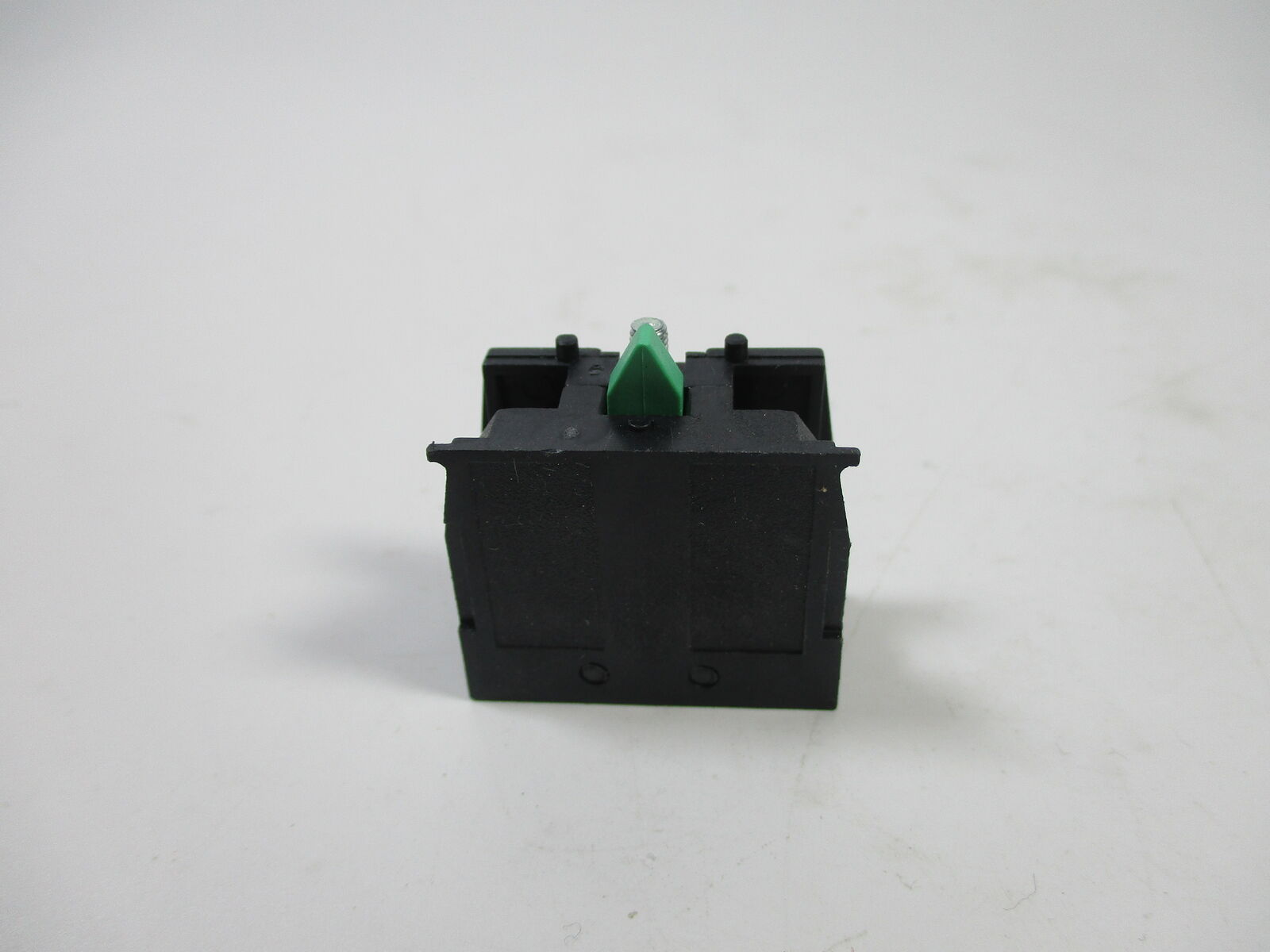 NP2-BE101 Emergency Stop Button Green - CHNT