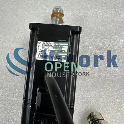 1PCS Yaskawa SGMAH-03DAA61D-OY AC SERVO MOTOR 1.3AMP 400VAC 300W