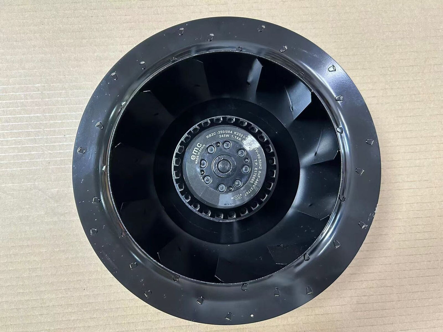 new 1PCS FOR EMC Centrifugal fans RB2C-250/084 K202 I-1847 230V 245W 1.14A - OMRON