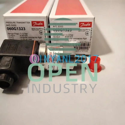 1PCS Danfoss pressure sensor AKS 3000 060G1323